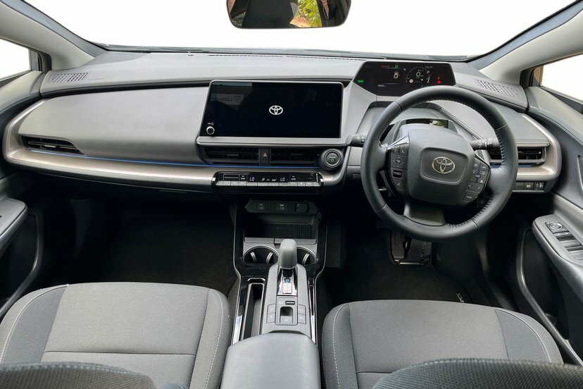 Toyota Prius 2.0 13.6Kwh Design Hatchback Plug-in Hy FL25HFM #6