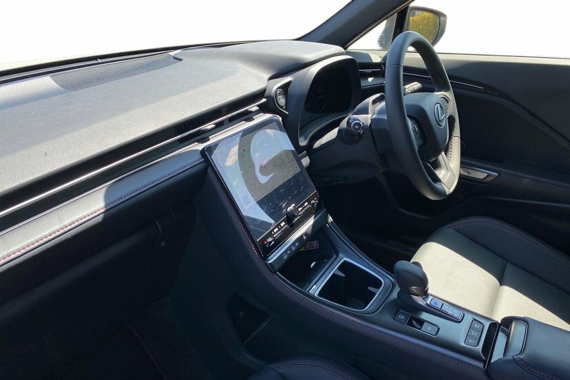 Lexus LBX 1.5 Vvt-ie Premium Plus Suv Hybrid E-cv White #2