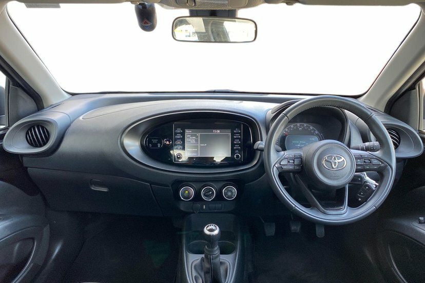 Toyota Aygo X 1.0 Vvt-i Pure Hatchback 72 Ps MJ23NWV Black #5