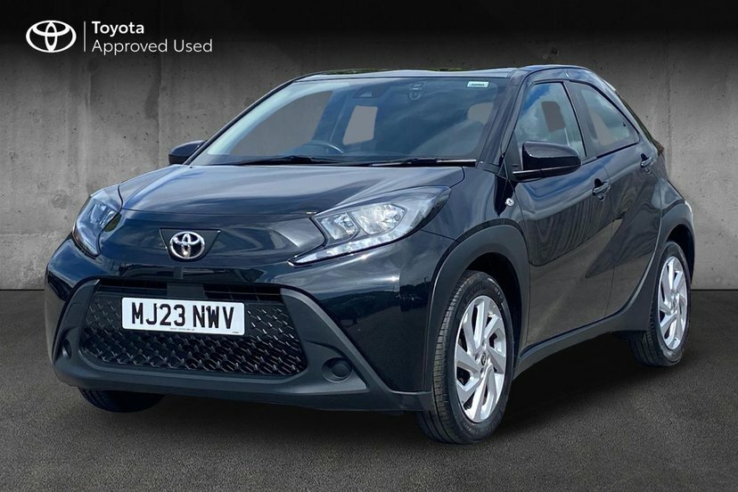 Toyota Aygo X 1.0 Vvt-i Pure Hatchback 72 Ps MJ23NWV Black #3