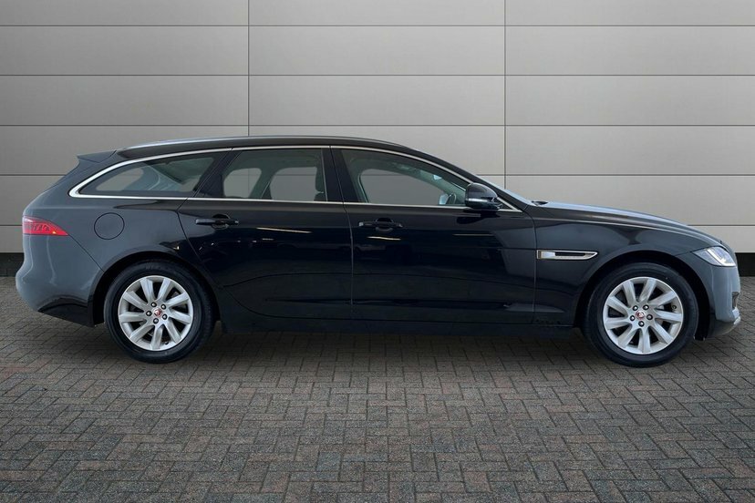 Jaguar XF 2.0D Prestige Sportbrake Black #4