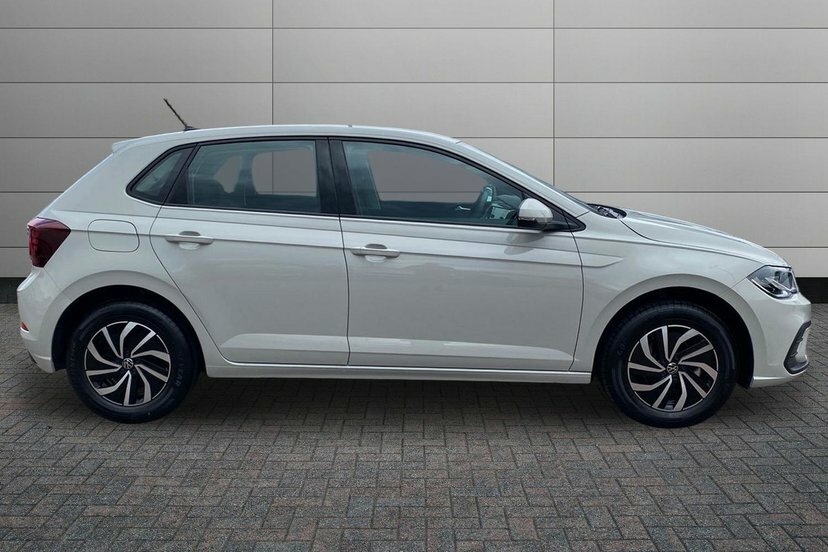 Volkswagen Polo 1.0 Tsi Life Hatchback 95 Ps MH26OSR Grey #4