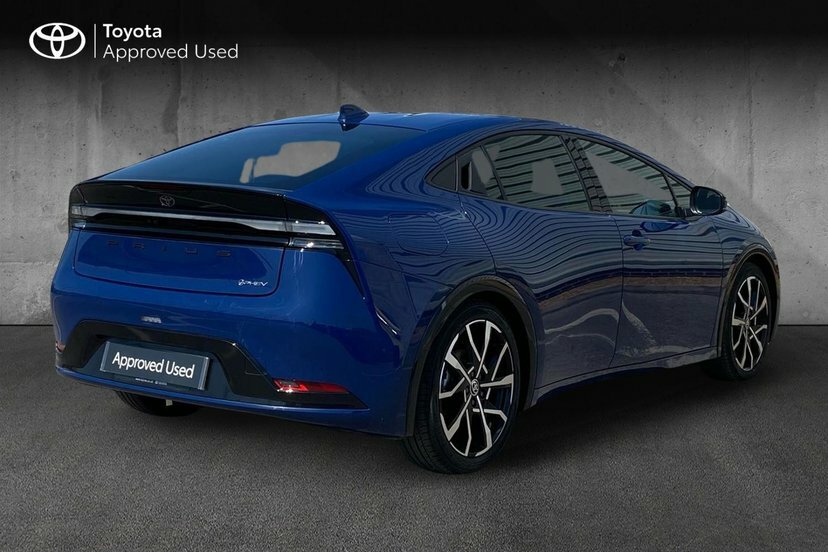 Toyota Prius 2.0 13.6Kwh Excel Hatchback Plug-in Hyb FL25AEB Blue #2