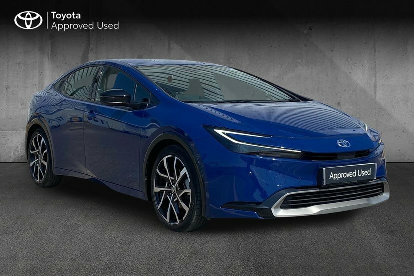 Toyota Prius 2.0 13.6Kwh Excel Hatchback Plug-in Hyb FL25AEB Blue