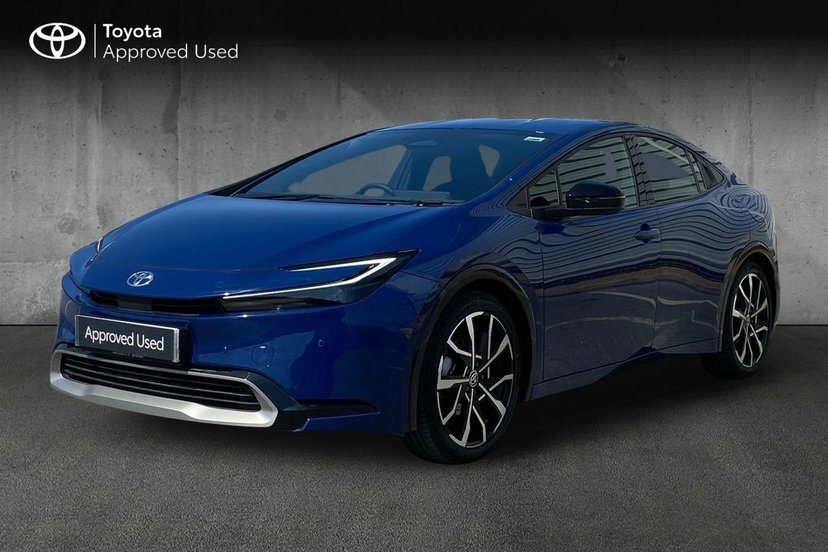 Toyota Prius 2.0 13.6Kwh Excel Hatchback Plug-in Hyb FL25AEO Blue #3