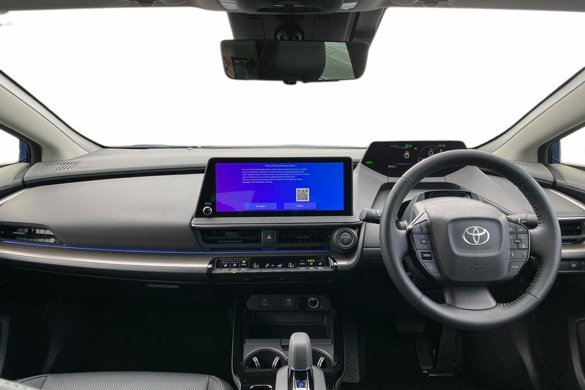 Toyota Prius 2.0 13.6Kwh Excel Hatchback Plug-in Hyb FL25AEO Blue #5