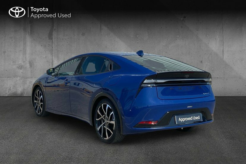 Toyota Prius 2.0 13.6Kwh Excel Hatchback Plug-in Hyb FL25AEV Blue #4