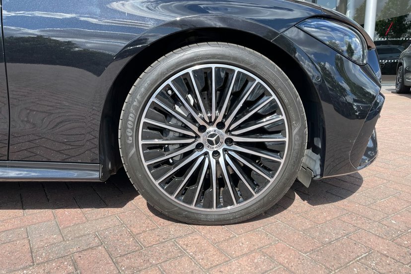 Mercedes-Benz CLE Class 2.0 Cle220dh Mhev Amg Line Premium Coupe Die Black #4