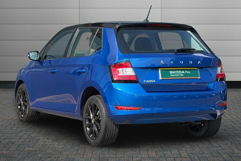 Skoda Fabia 1.0 Tsi Colour Edition Hatchback DE20LVK Blue #3