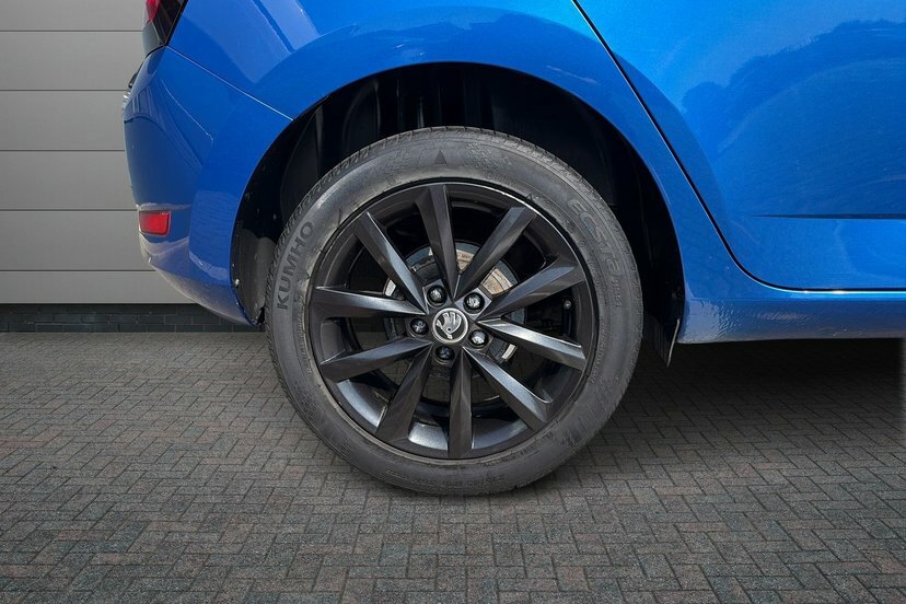 Skoda Fabia 1.0 Tsi Colour Edition Hatchback DE20LVK Blue #5