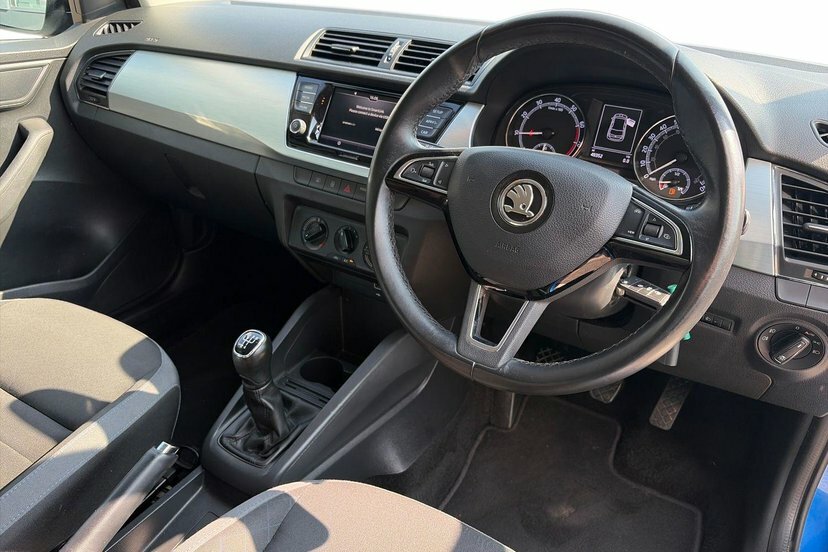 Skoda Fabia 1.0 Tsi Colour Edition Hatchback DE20LVK Blue #6