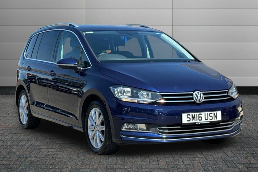 Volkswagen Touran 1.2 Tsi Se Black #1