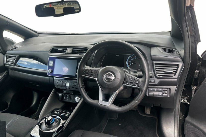 Nissan Leaf 39Kwh N-connecta Hatchback 150 GY74YYH Black #6
