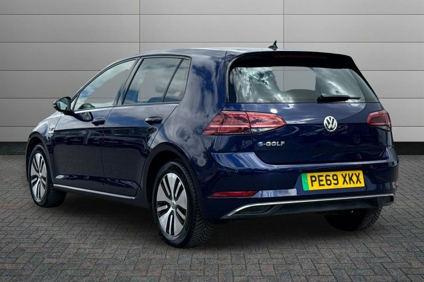 Volkswagen e-Golf 35.8Kwh E-golf Hatchback 136 Ps Blue #3