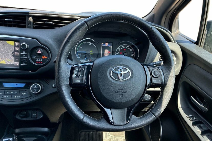 Toyota Yaris 1.5 Vvt-h Excel Hatchback Hybrid E-cvt RV20MKF Black #6