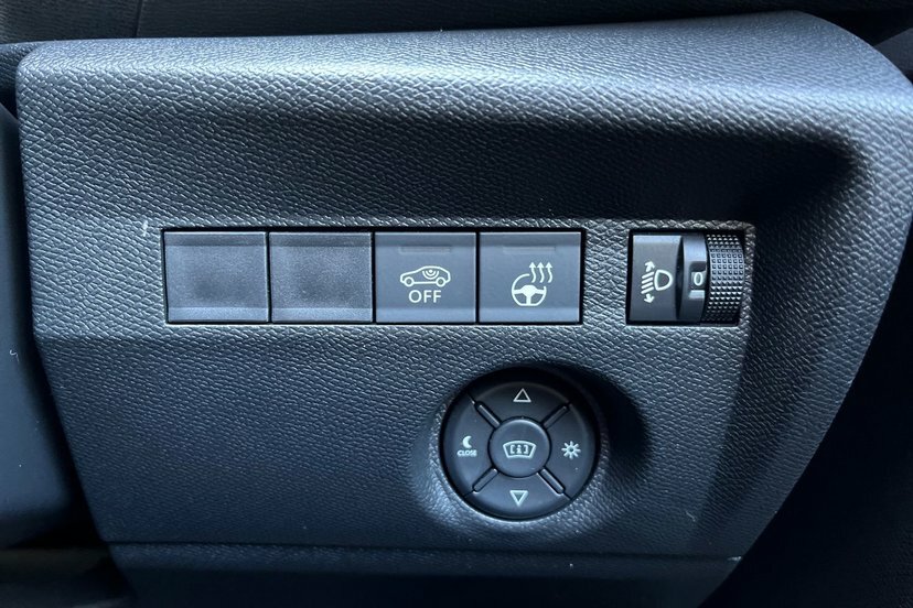 Citroen e-C4 50Kwh Sense 7.4Kw Charger #18