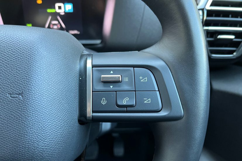 Citroen e-C4 50Kwh Sense 7.4Kw Charger #17