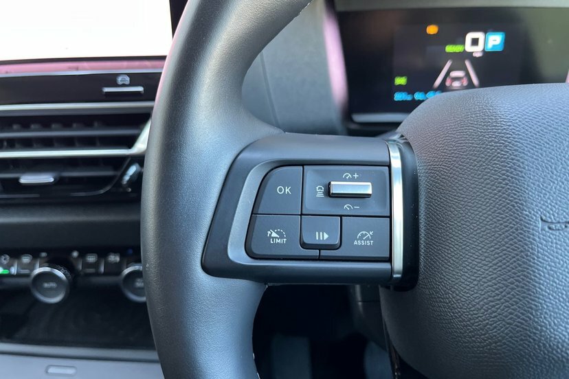Citroen e-C4 50Kwh Sense 7.4Kw Charger #16