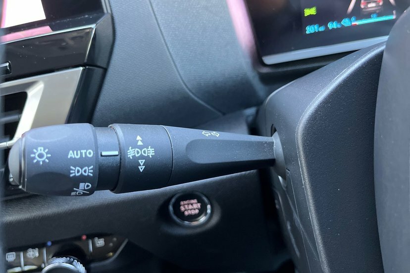 Citroen e-C4 50Kwh Sense 7.4Kw Charger #20