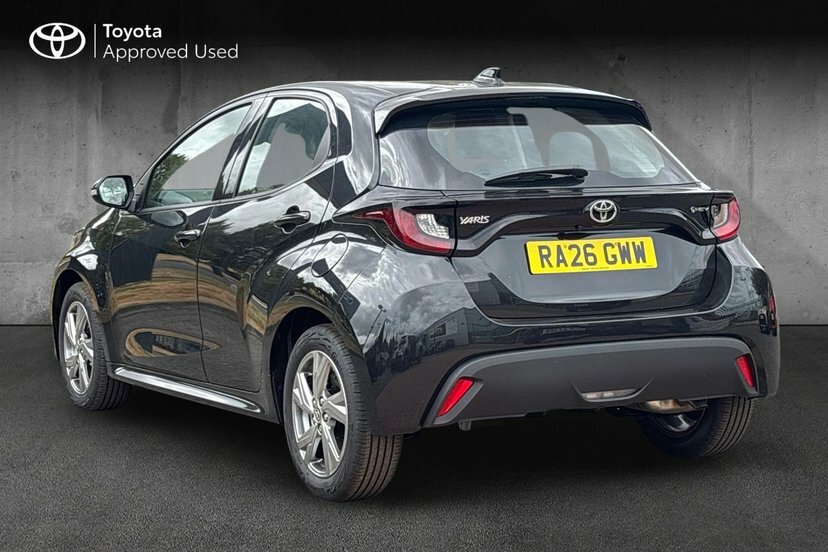 Toyota Yaris 1.5 Vvt-h Icon Hatchback Hybrid E-cvt RA26GWW #4