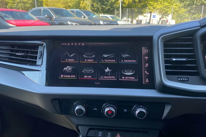 Audi A1 Audi A1 Sportback 35 Tfsi S Line S Tronic Tec White #24