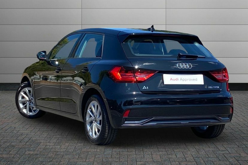 Audi A1 Audi A1 Sportback 35 Tfsi S Line S Tronic Tec White #3