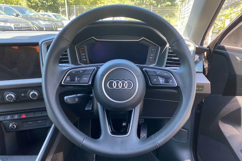 Audi A1 Audi A1 Sportback 35 Tfsi S Line S Tronic Tec White #33