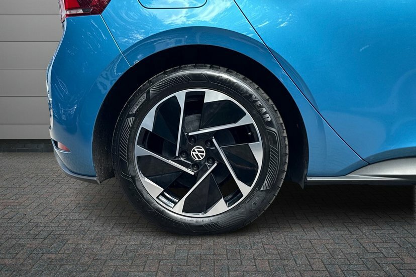 Volkswagen ID.3 Pure 52Kwh Match Hatchback 170 Black #5