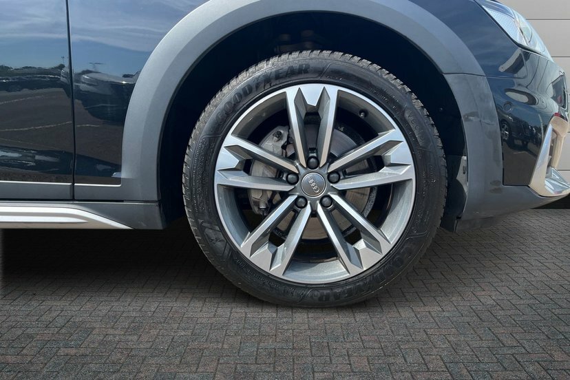 Audi A4 Allroad 2.0 Tdi 40 Sport Estate S Tronic Quattr Black #5