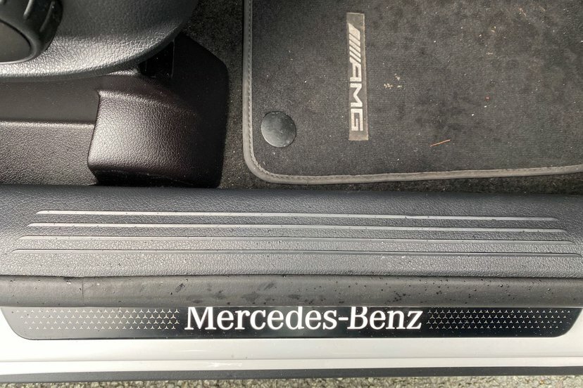 Mercedes-Benz GLB Class Glb 200 D Amg Line Premium 7 Seats Black #42