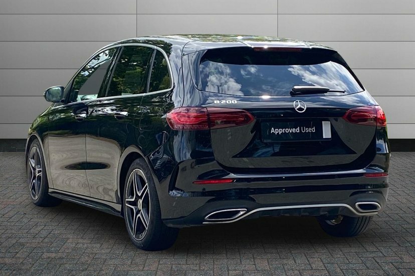 Mercedes-Benz B Class 1.3 B200h Mhev Amg Line Executive Mpv Black #2