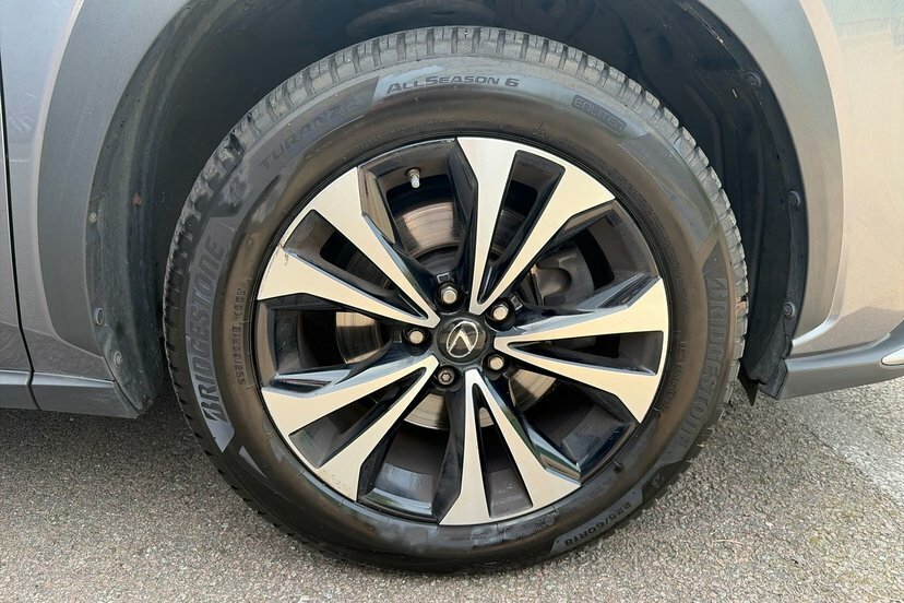 Lexus NX 300H 2.5 F-sport Cvt Premium Pack Grey #22