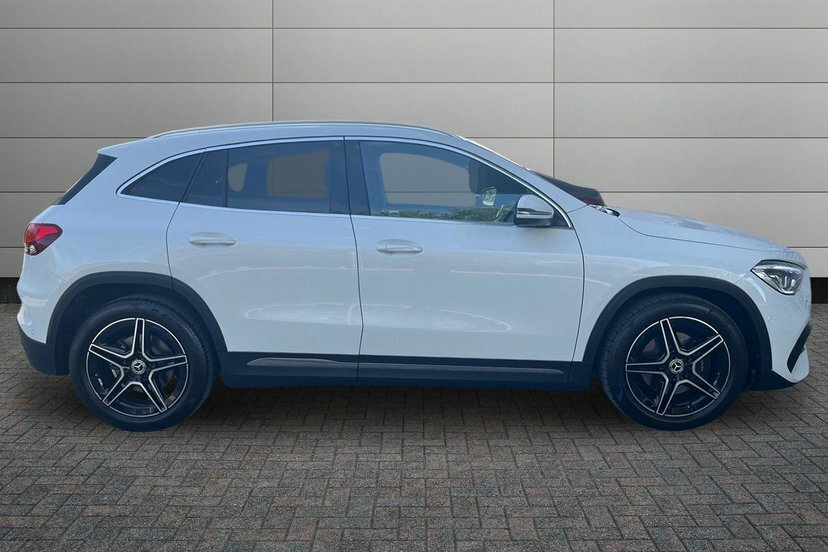 Mercedes-Benz GLA Class Gla220d Amg Line Executive KP23XVD White #3