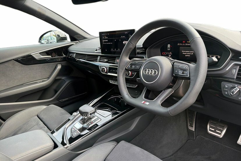 Audi A4 2.0 Tfsi 35 Black Edition Saloon S Tron Blue #6