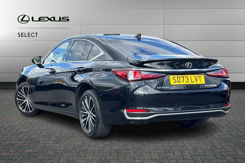 Lexus ES 2.5 300H Premium Edition Saloon Hybrid Black #3