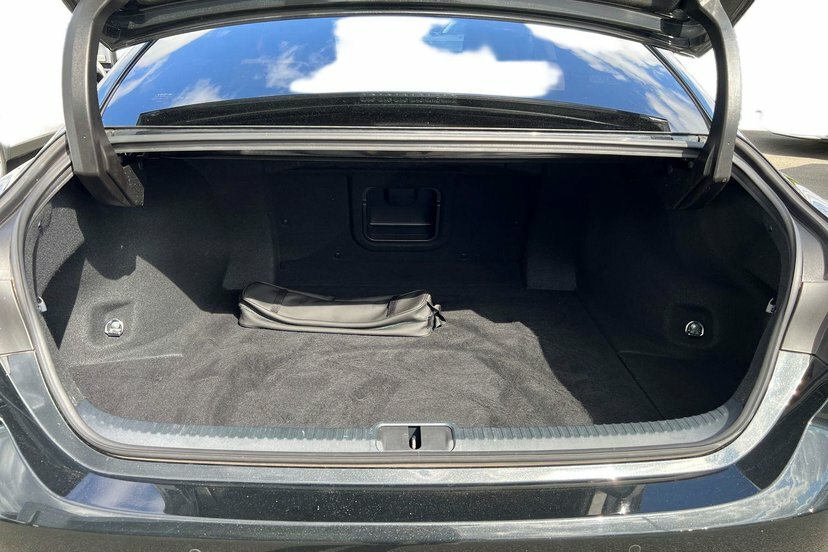 Lexus ES 300H 2.5 Takumi Cvt White #9