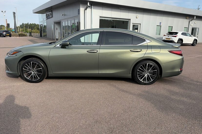 Lexus ES 2.5 300H F Sport E-cvt Euro 6 Ss White #15
