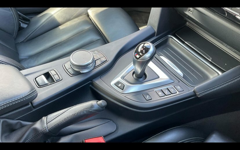 BMW M4 3.0 M4 Competition Edition Package #9