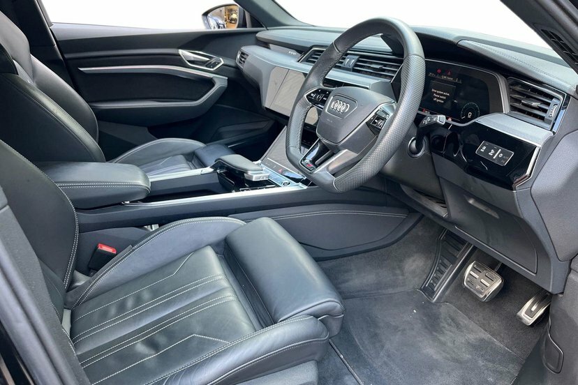 Audi Q8 e tron 55 Black Edition Suv Quattro Tec Black #6