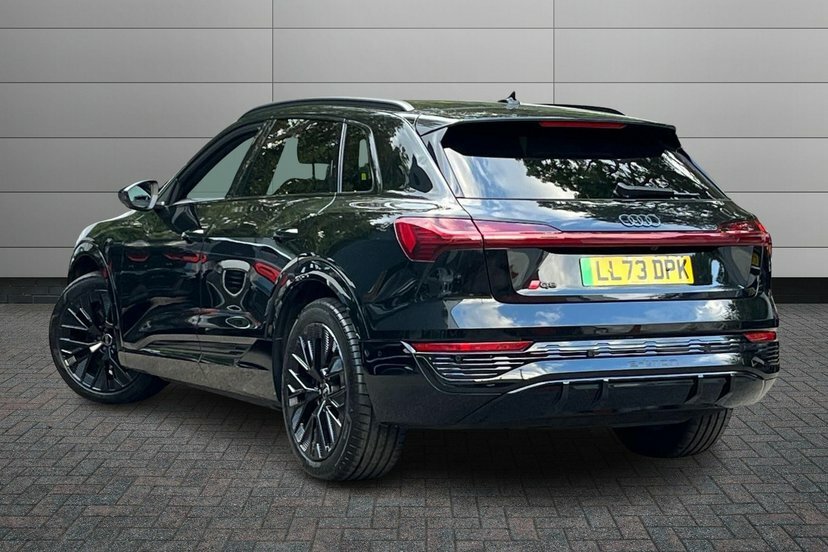 Audi Q8 e tron 55 Black Edition Suv Quattro Tec Black #3