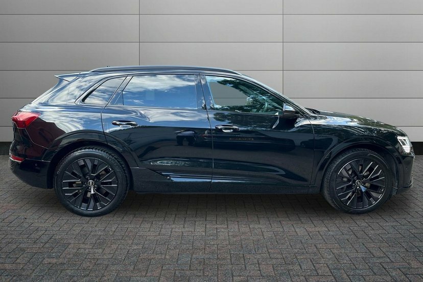 Audi Q8 e tron 55 Black Edition Suv Quattro Tec Black #4