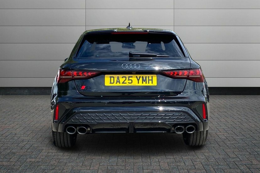 Audi S3 2.0 Tfsi Black Edition Sportback S Tron VN25EWB Red #11