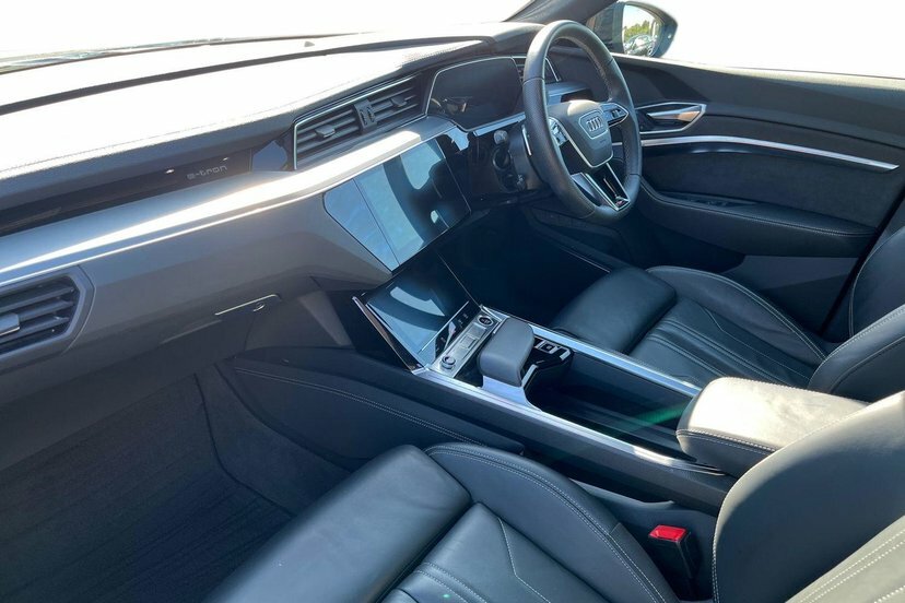 Audi Q8 e tron 55 S Line Suv Quattro 114Kwh 11 Black #2