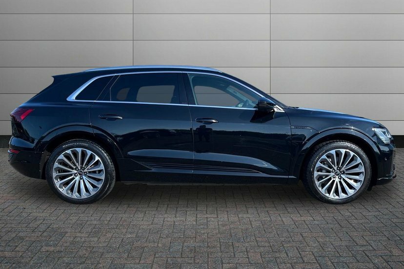 Audi Q8 e tron 55 S Line Suv Quattro 114Kwh 11 Black #4