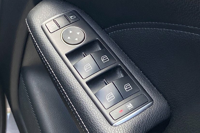 Mercedes-Benz B Class 1.5 B 180 D Se Grey #32