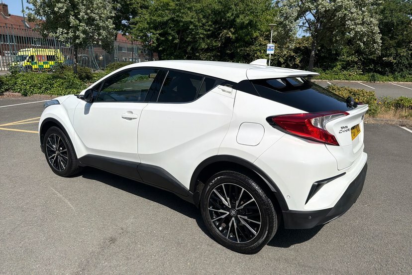 Toyota C-Hr 1.2T Dynamic Blue #67