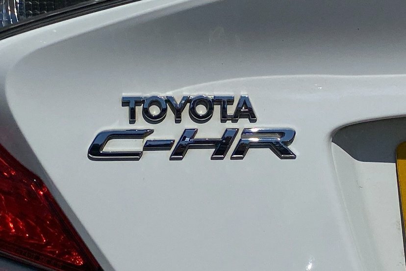 Toyota C-Hr 1.2T Dynamic Blue #49