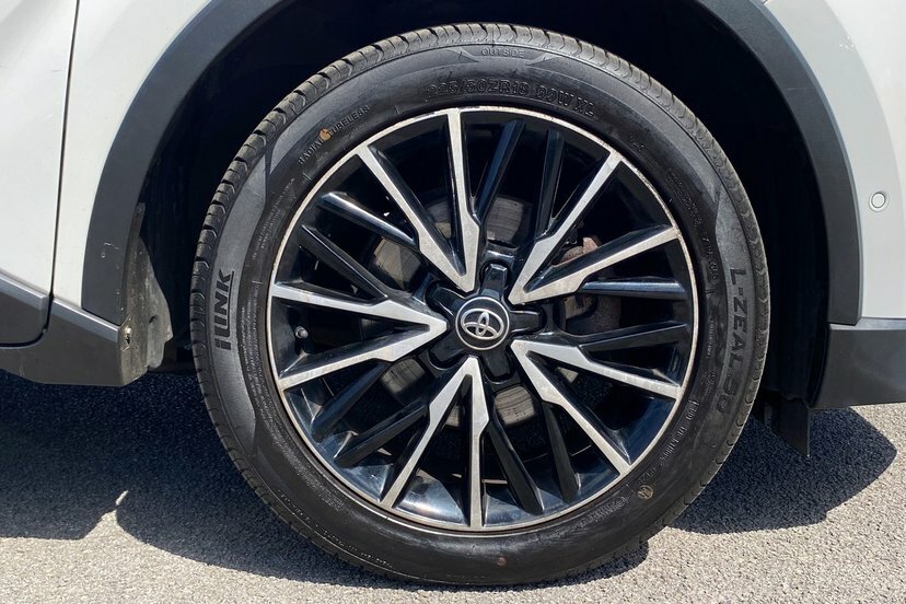 Toyota C-Hr 1.2T Dynamic Blue #41