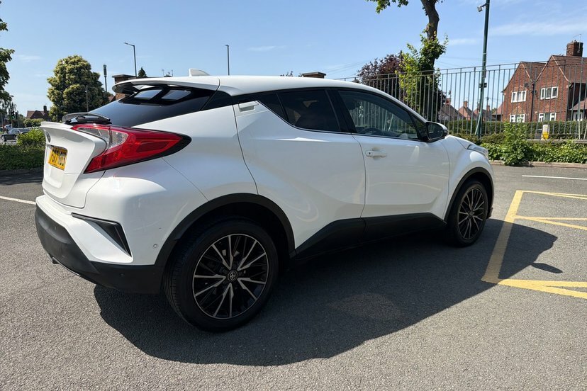 Toyota C-Hr 1.2T Dynamic Blue #68