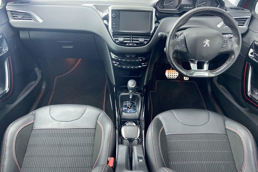 Peugeot 2008 1.2 Puretech Gpf Gt Line Suv Eat 110 P MP19YKB Red #6